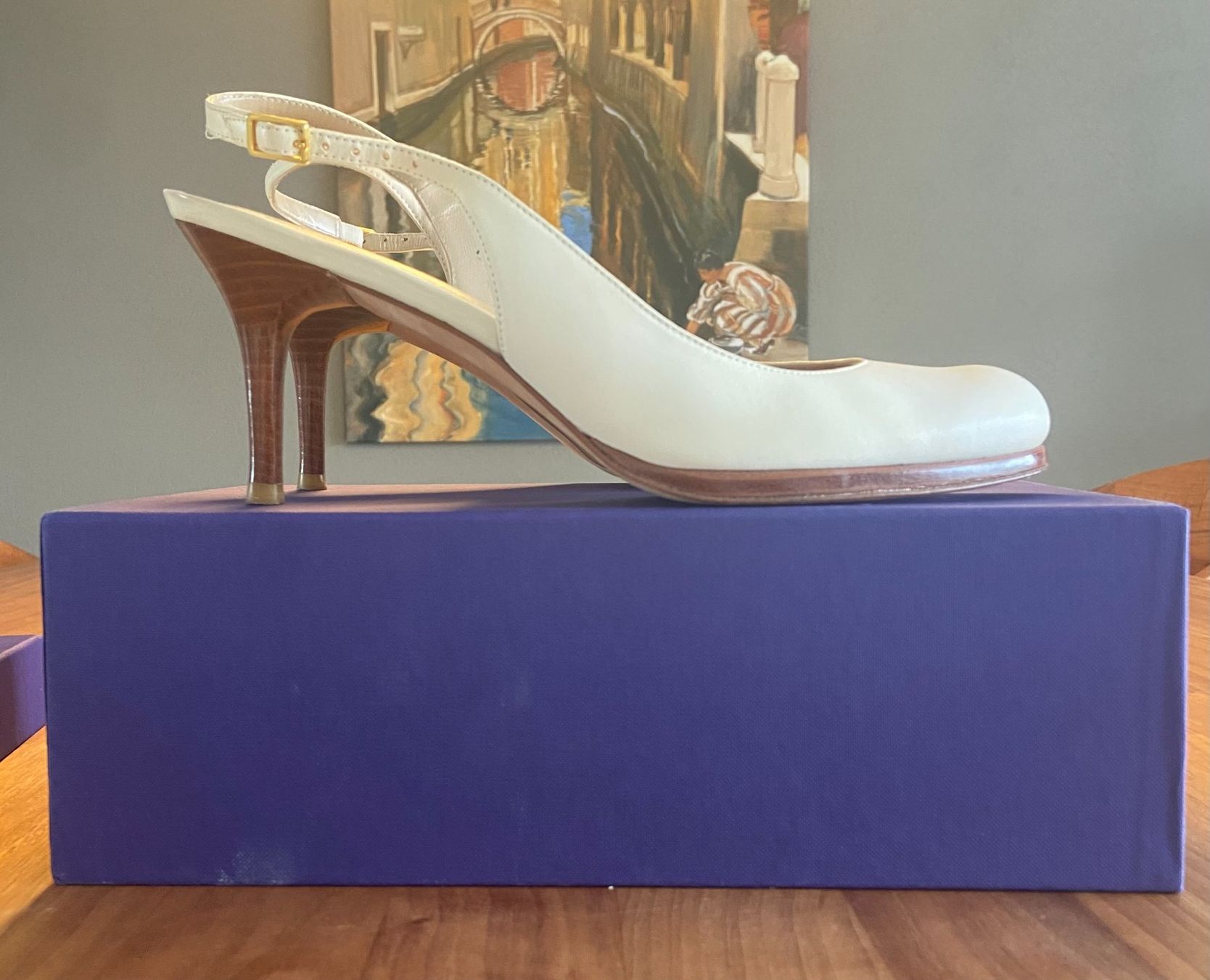 Stuart Weitzman Scarpe da donna: Stuart Weitzman Slingpumps, Elfenbein, Grösse 40, Top! – Nuovo (secondo la descrizione) da Männedorf venduto da hel_9l5y 2