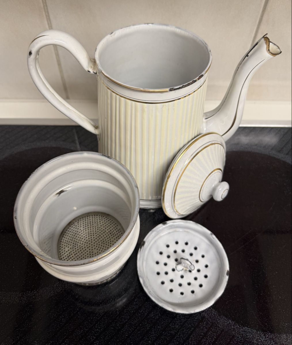 Teiere: Sehr originelle Emaille(-Tee/-Kaffee)-Kanne – Usato da Chur venduto da Lilo_Pulver 3