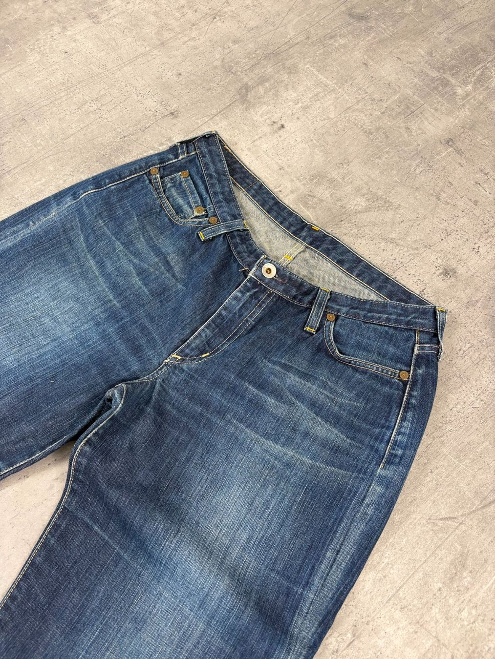 G-Star Jeans: Vintage G-Star Bootcut Flared Jeans (M) – Nuovo (secondo la descrizione) da Werdenberg venduto da hase.vintage 3