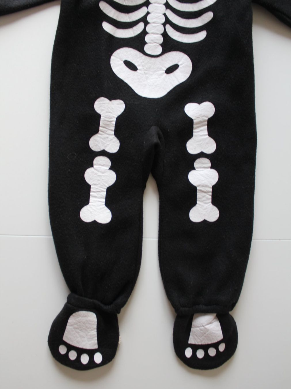 Costumi: Costume squelette / Skelett t. 80 - 86 – Usato da Peseux venduto da CoolShoping 4