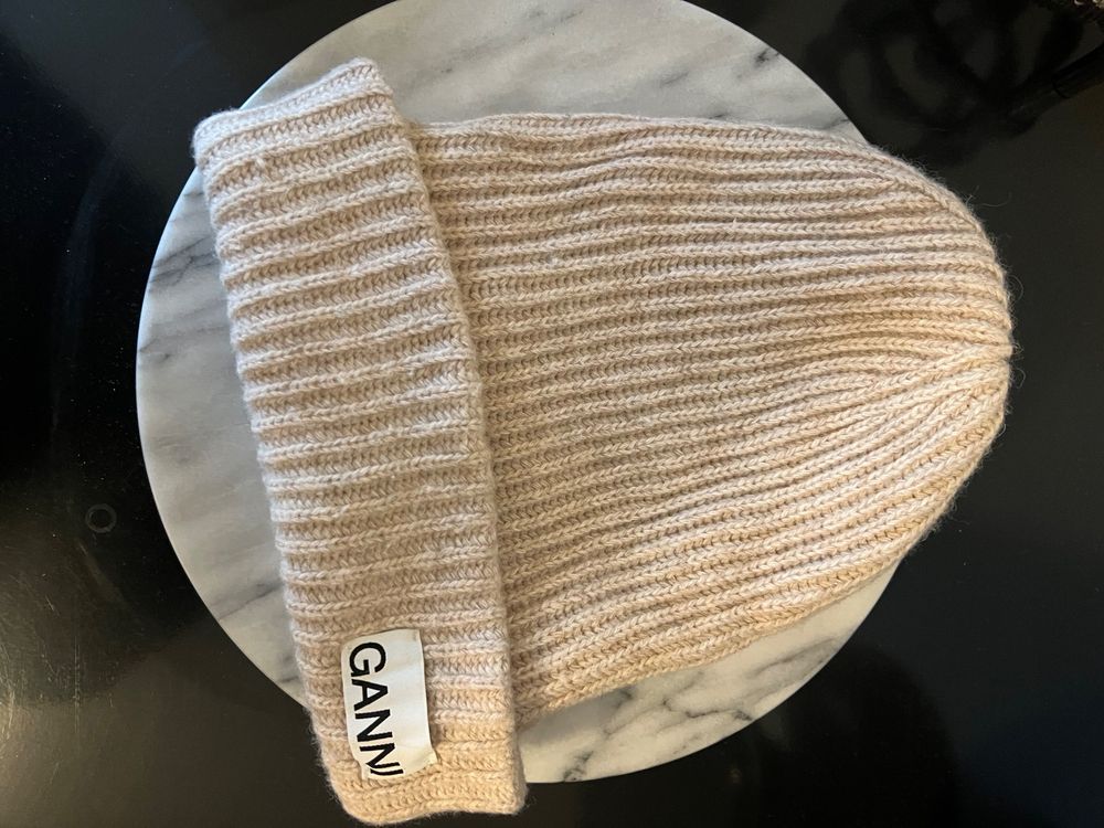 Ganni Beanie Kaufen auf Ricardo