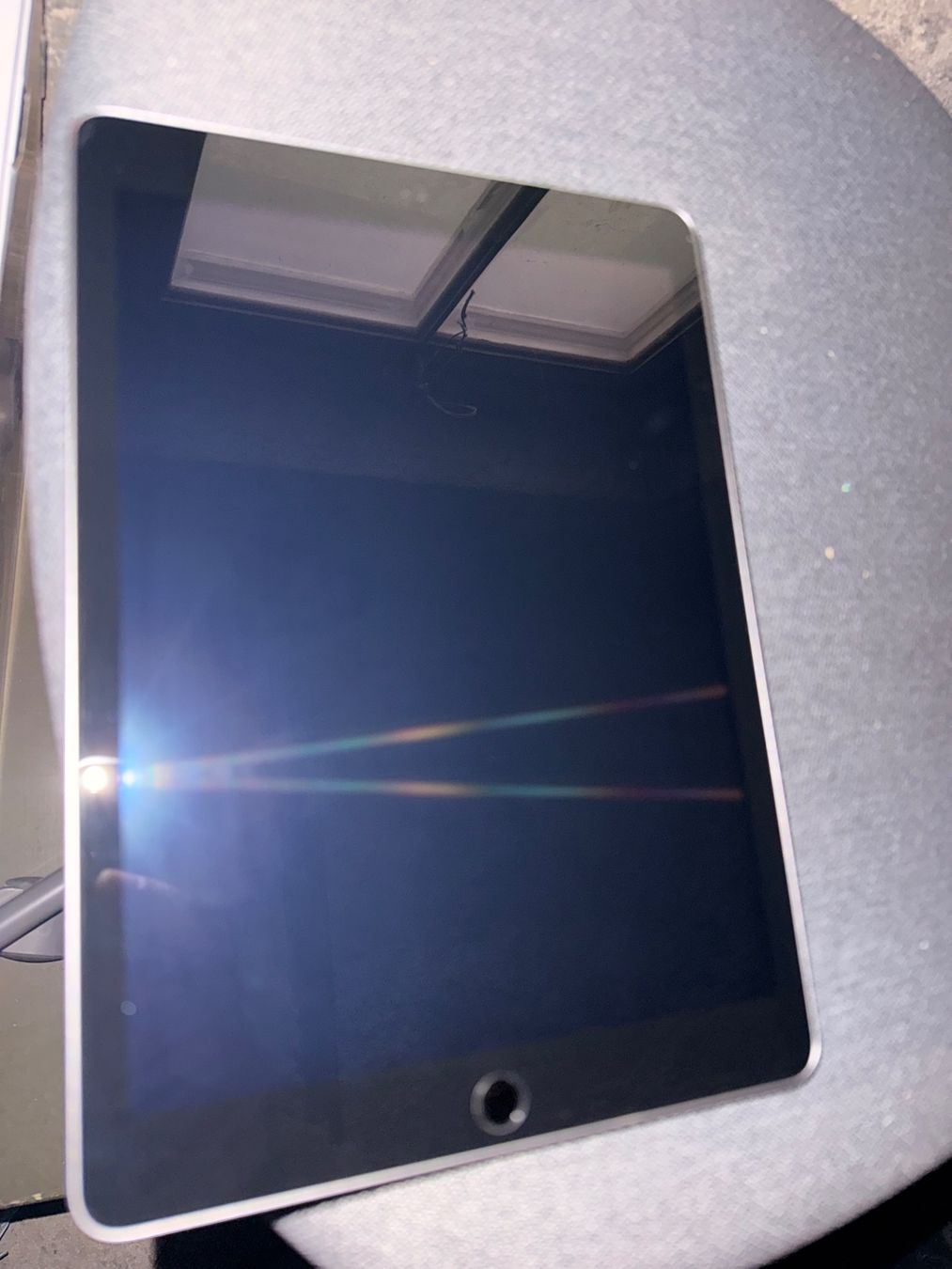 Apple Tablet PC: iPad 128G avec four protection / port. Écran – Usato da Bévilard venduto da min_Bron 5