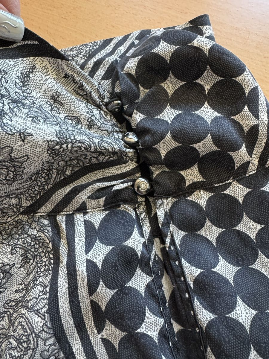 Roberto Cavalli Top: Blouse shirt Roberto Cavalli, Taille 36 – Nuovo (secondo la descrizione) da Morges venduto da sandy069 5