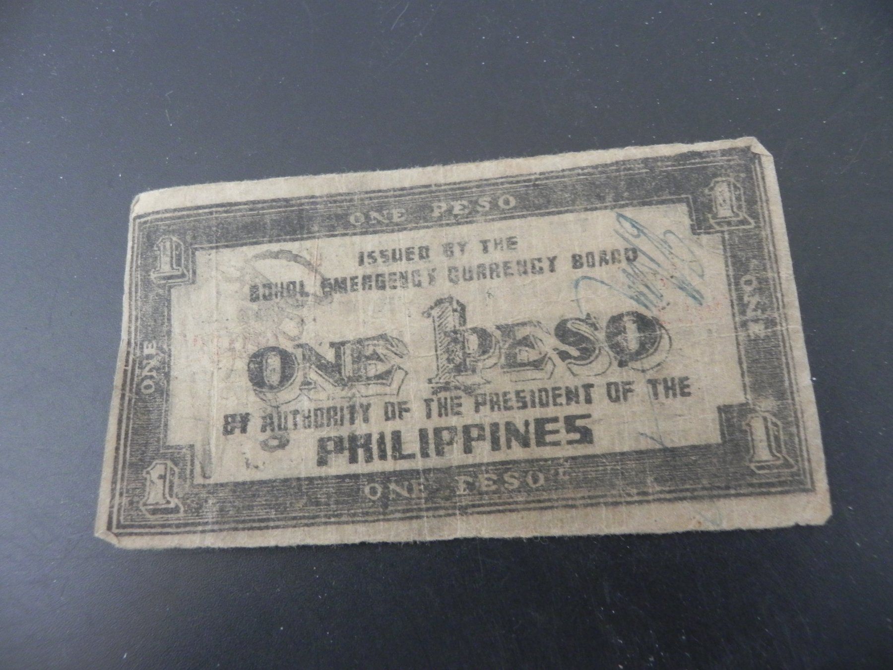 Banconote: Banknote Philippinen 1 Peso 1943 – Usato da Biel/Bienne venduto da Gogolozi