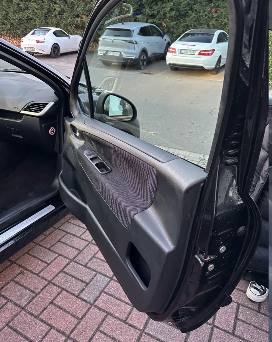 Peugeot Automobili: Peugeot 206 1.6 16V – Usato da Wangen b. Olten venduto da famyilmaz 3