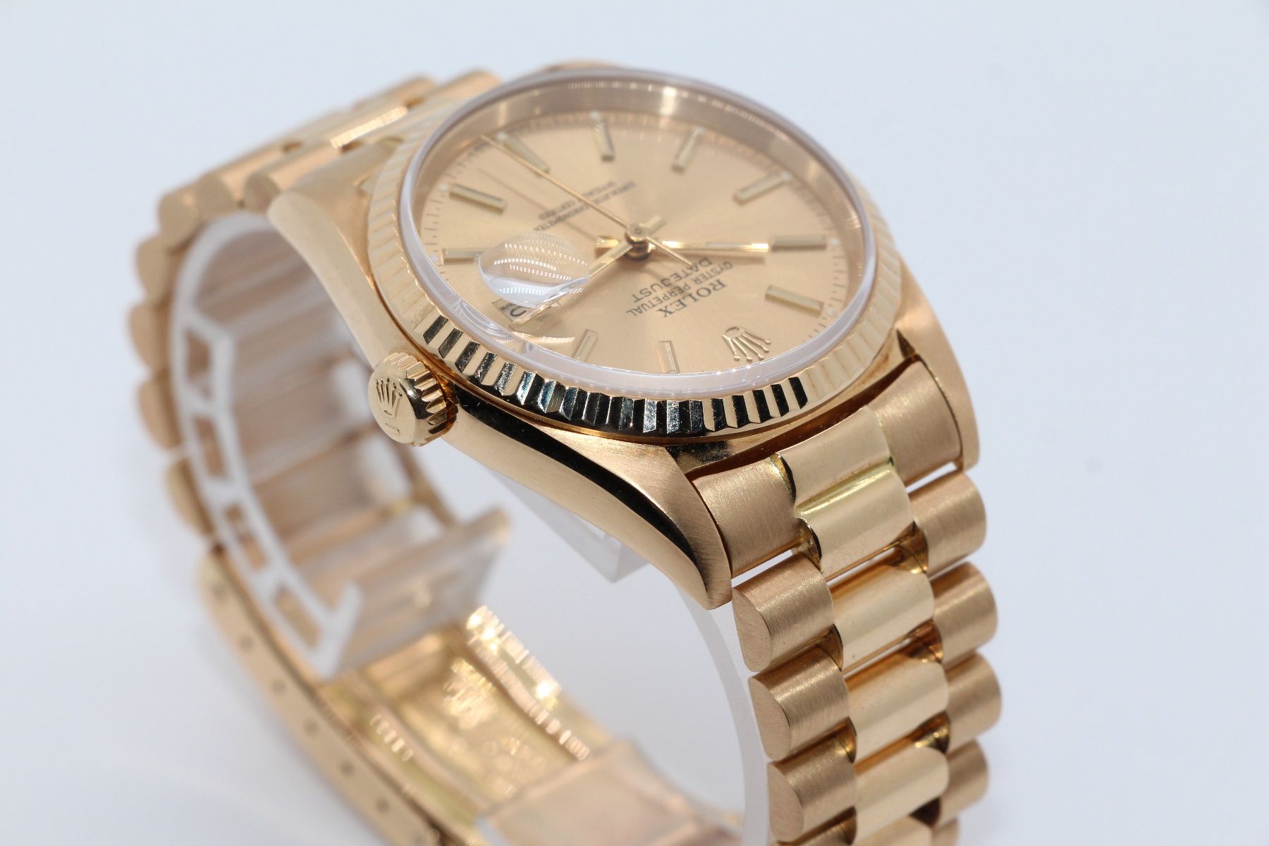 Rolex Orologi: Rolex Datejust 36 18K Gold Ref. 16238, Box & Papers 1990 – Usato da Zug venduto da eMDi_Collection 2