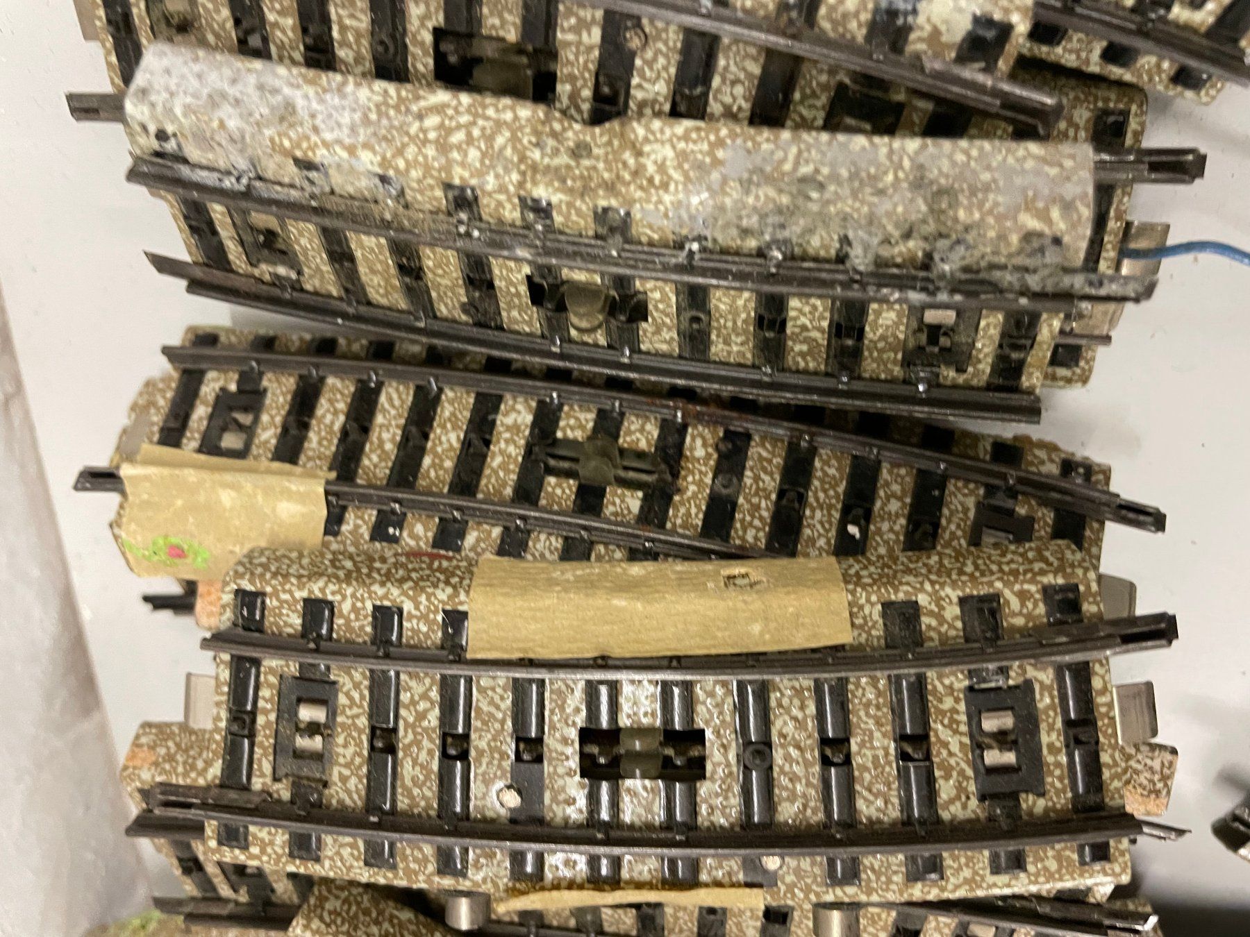 Märklin Modellini di ferrovie: rail marklin en vrac 140 pièces – Usato da La Croix (Lutry) venduto da netrajet 6