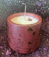 Candela in vaso decorativo rosa fatto a mano