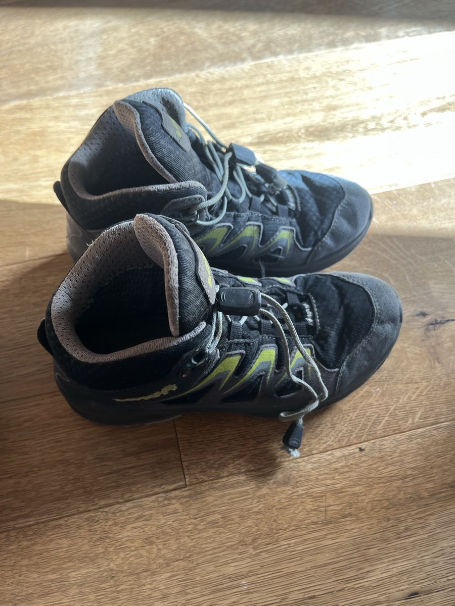 Lowa Chaussures garçon: Lowa Gr.32 – D'occasion à Bellach par mer_kx25 2
