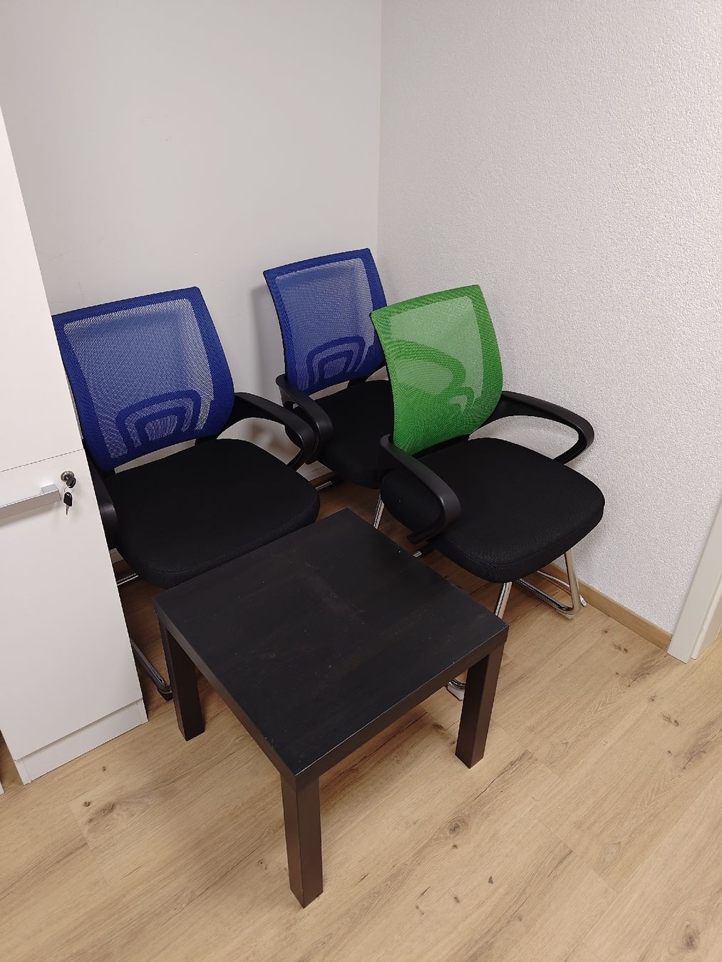 Stühle: Stuhl-Set 4 x blau – Gebraucht aus Luzern von Benkoch