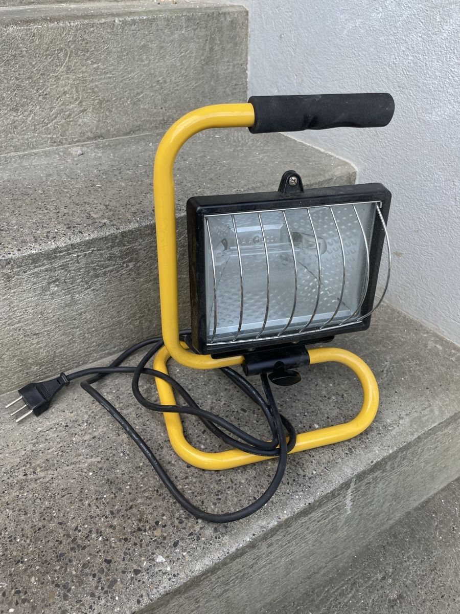 Lampade: Baustrahler – Usato da Nebikon venduto da damaro.01