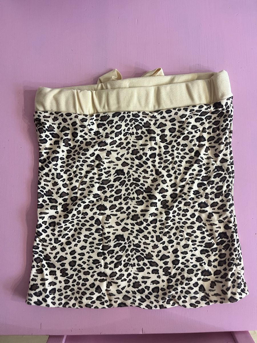 Top: Y2k Leo Thrift Top – Nuovo (secondo la descrizione) da Fehraltorf venduto da y2kout7 2