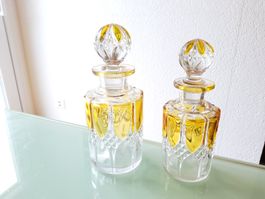 Duo d'anciens flacons à parfum en cristal