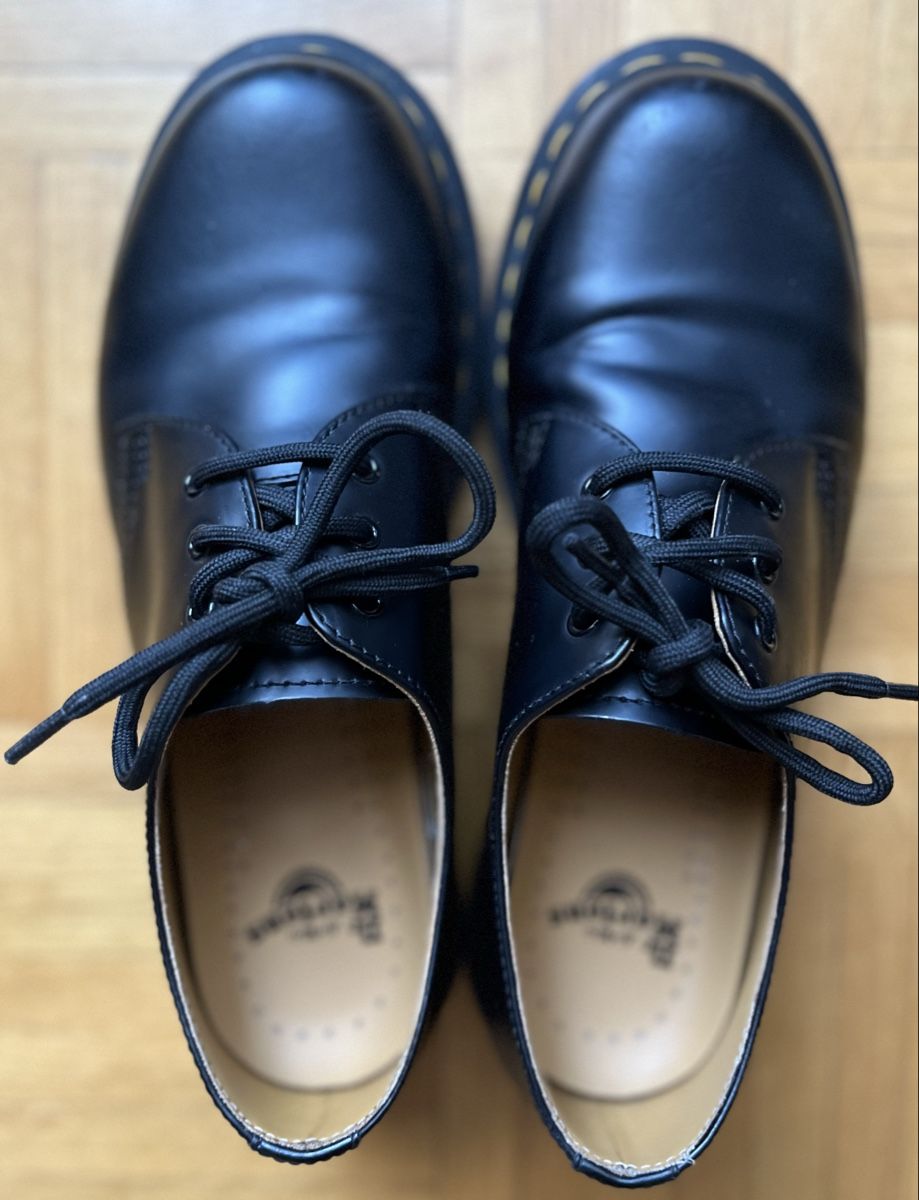 Dr. Martens Herrenschuhe: Dr Martens 1461 smooth black – Gebraucht aus Lausanne von micou47 1