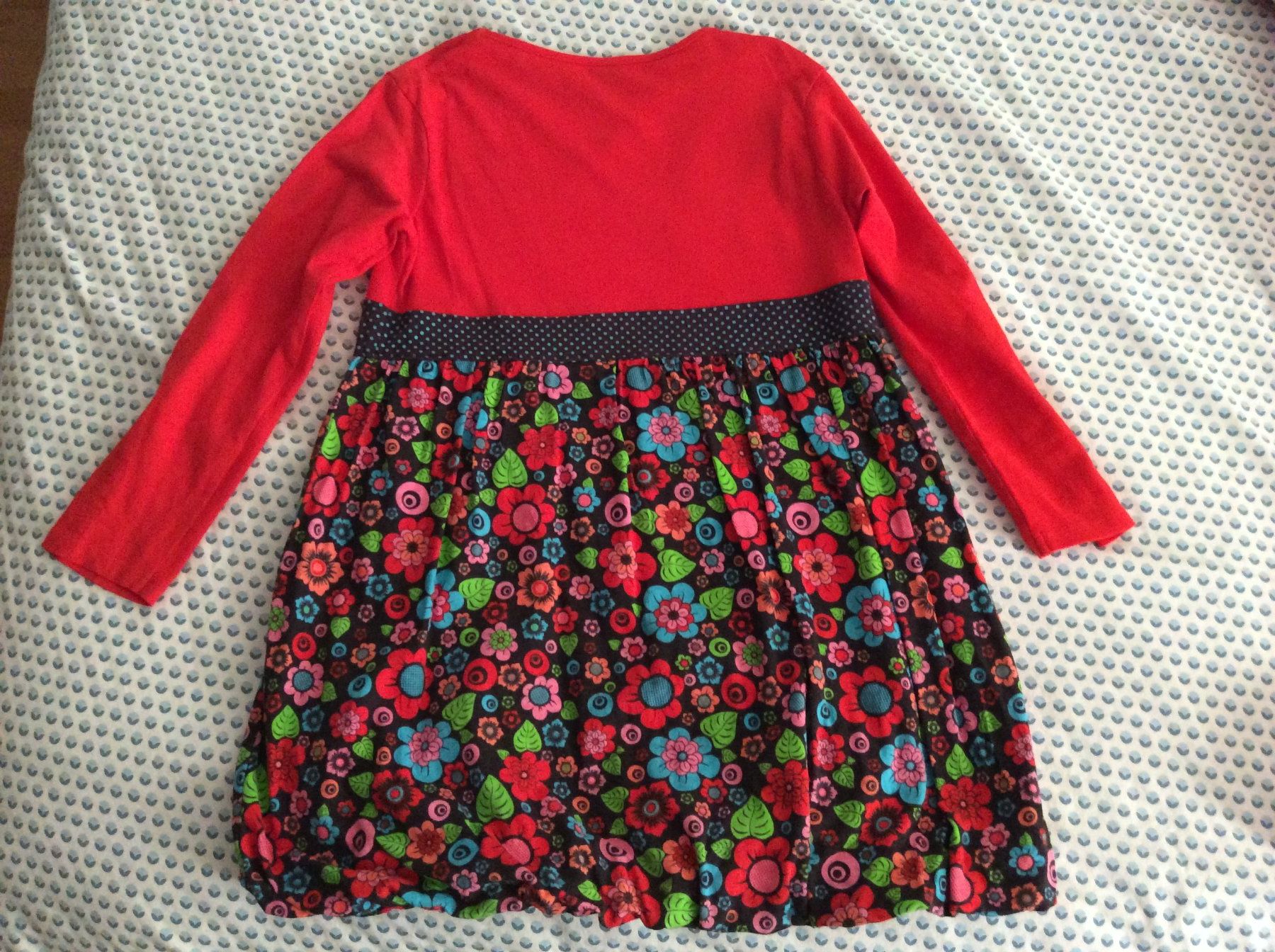 Vestiti & Gonne: Robe colorée à fleurs - taille 140 cm 10 ans - parfait état – Usato da Le Mont-Pèlerin venduto da dundun1 5