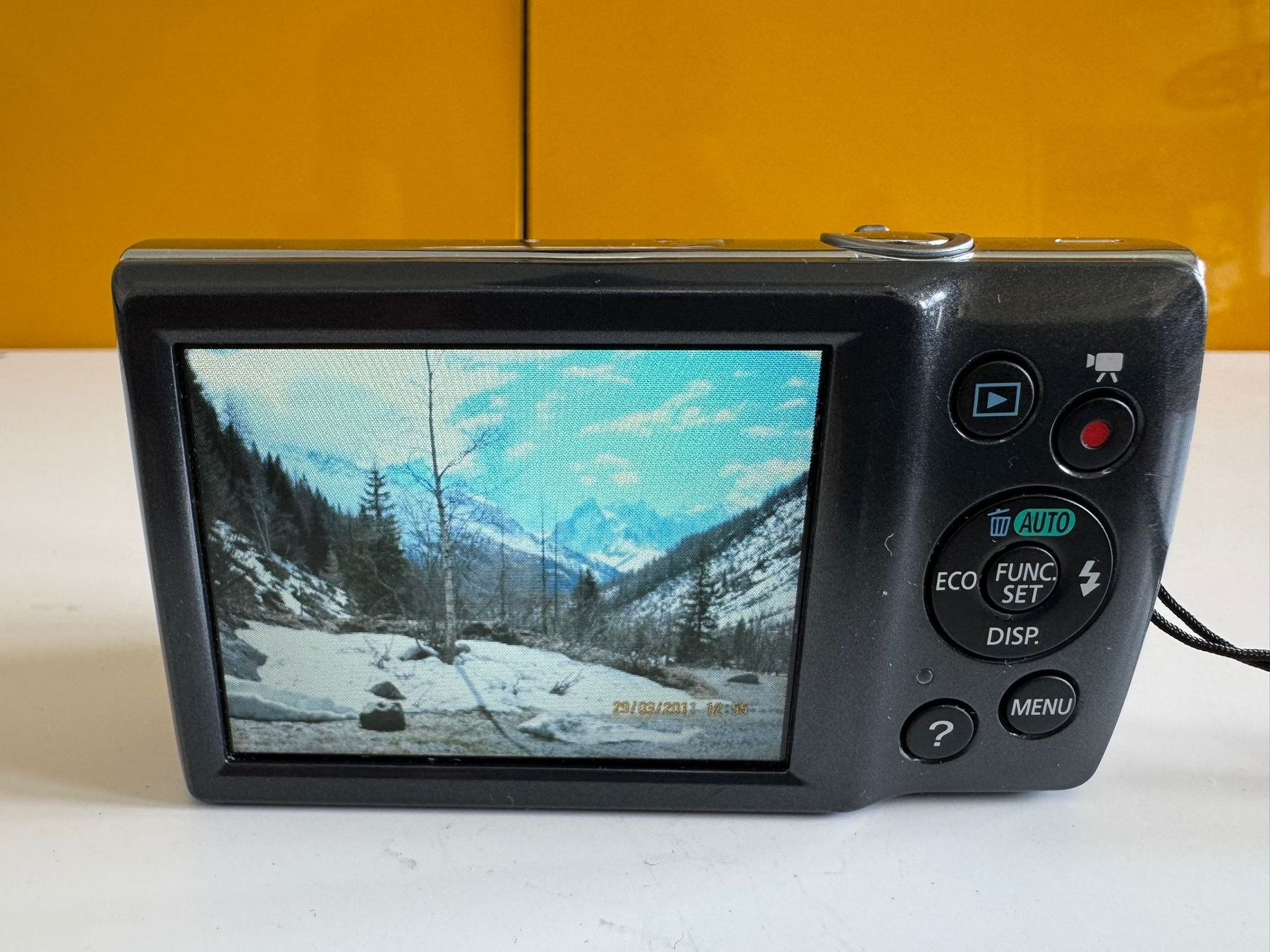 Canon Fotocamera: Canon IXUS 150 Digital Camera - Silver - Great Value! – Nuovo (secondo la descrizione) da Bellevue venduto da agh_v8c7 4