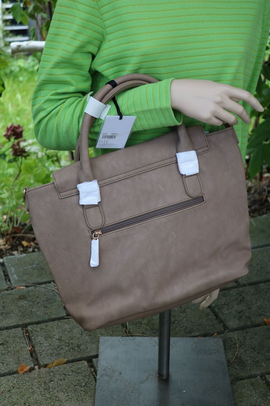 Borse da donna: Handtasche Marke Elle – Usato da Frick venduto da Beni58 1