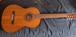 Yamaha G-225 Konzertgitarre.