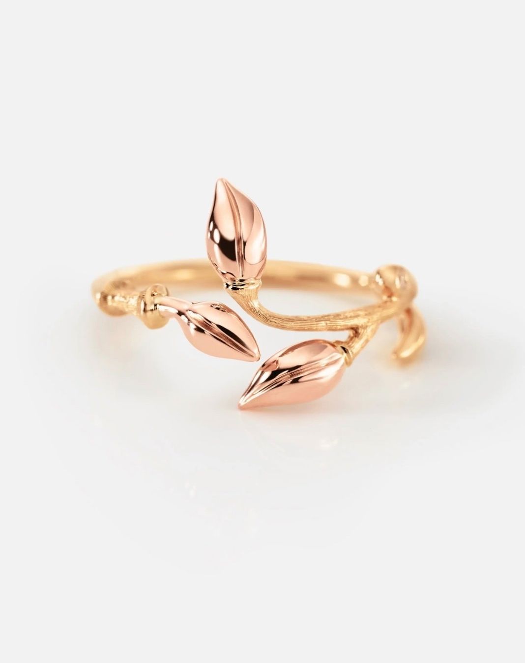 Ole Lynggaard Anelli: Neuer Ole Lynggaard Blooming Ring - Gr.53 – Nuovo e nell'imballaggio originale da Winterthur venduto da BB___84 1