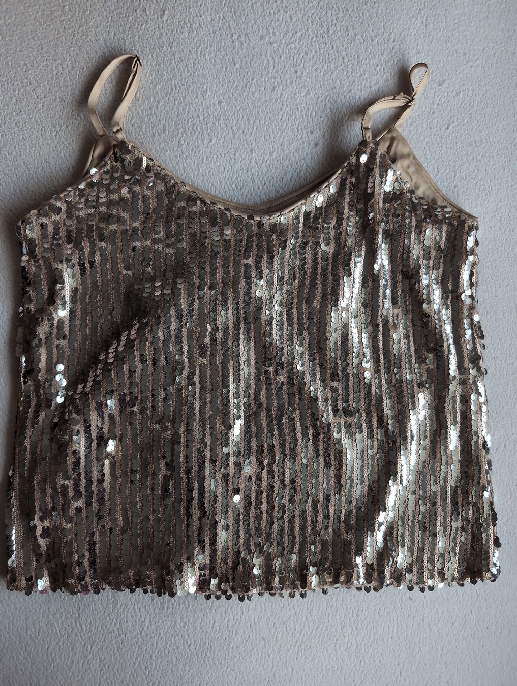 Top: Heartloom Sequin Cami Top - Shimmer & Shine - Size S – Nuovo (secondo la descrizione) da Glis venduto da livespringly 1