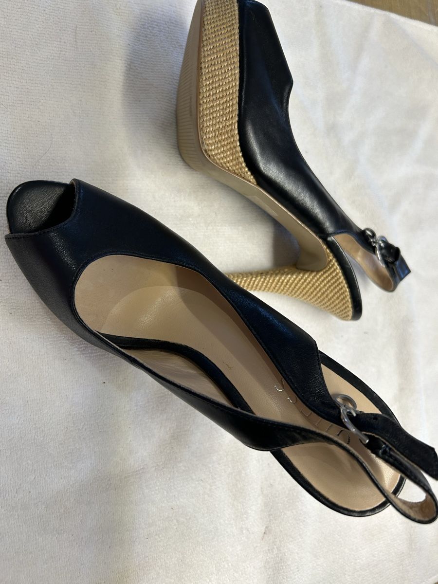 Chaussures femmes: Guess Schuhe – D'occasion à Roggwil BE par Viking72 7