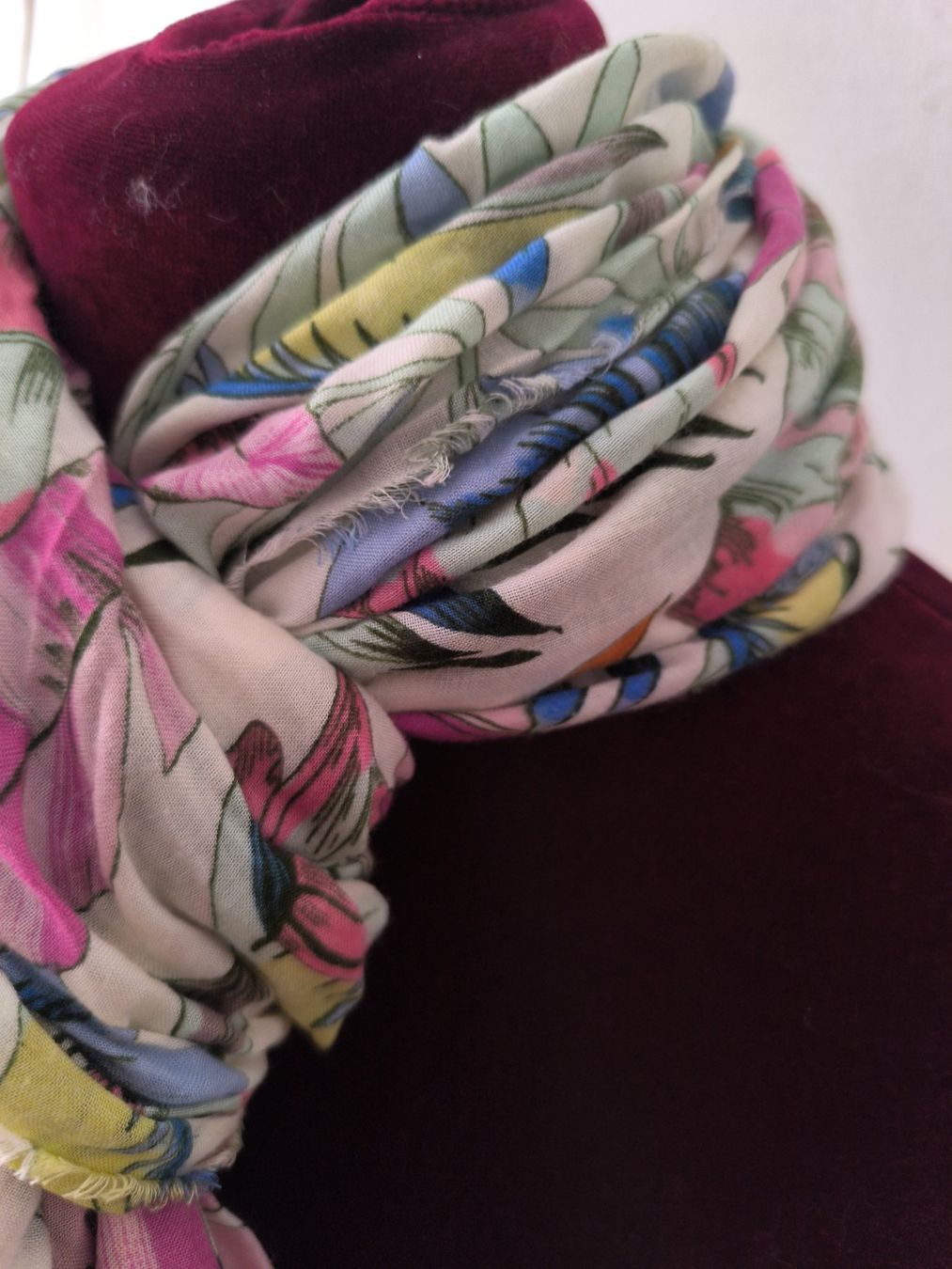 Foulards & écharpes: Baumwolle Schal – D'occasion à Rüti ZH par Restwert_Rueti_ZH 3