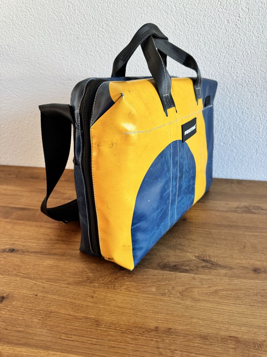 Freitag Sacs: FREITAG TASCHE Laptop tausche – D'occasion à frauenfeld par pipi018 1