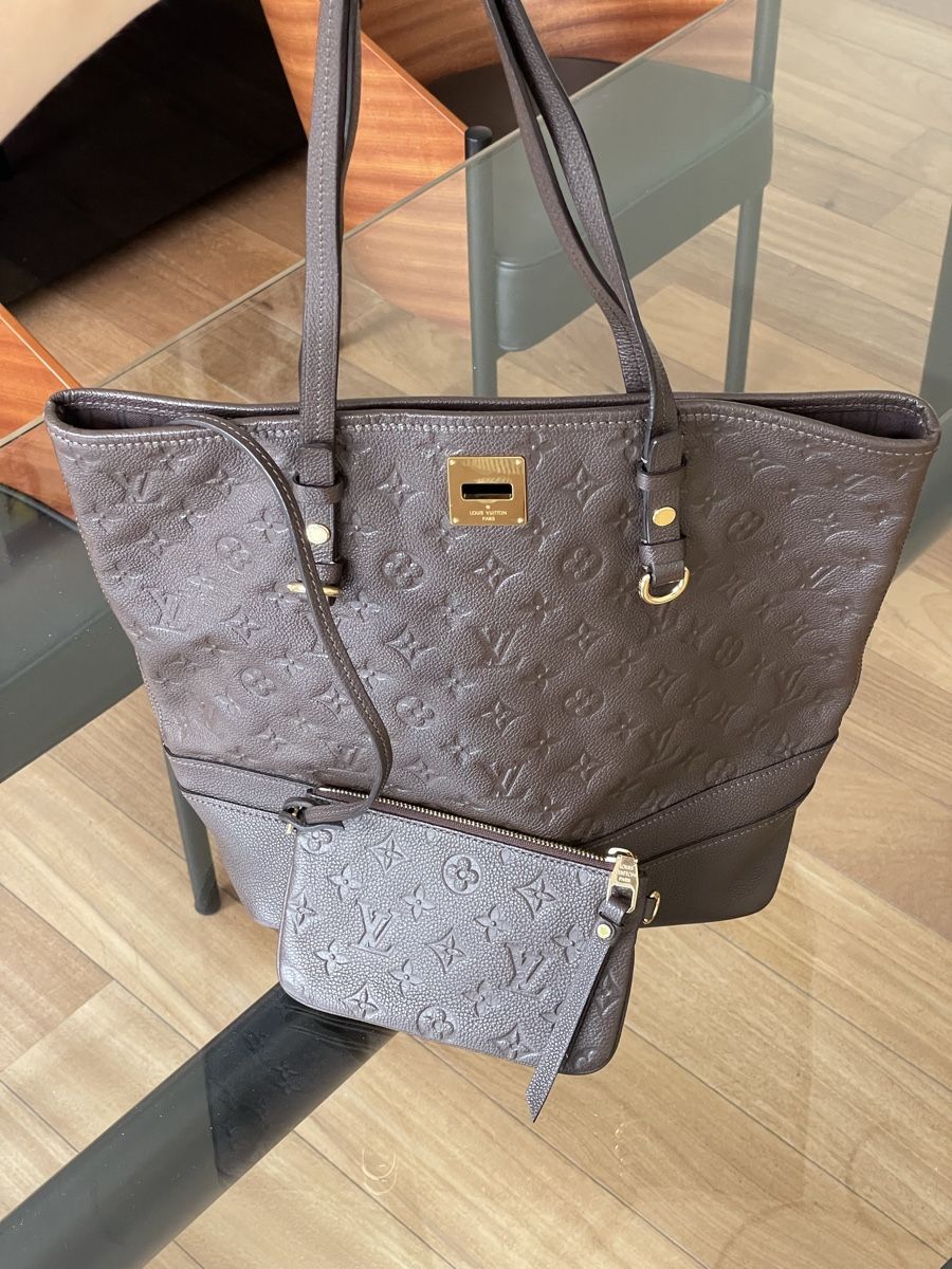 Louis Vuitton Sacs femmes: Louis Vuitton Monogram empreinte Citadine MM chocolate – D'occasion à Cologny par Jul_ez 4