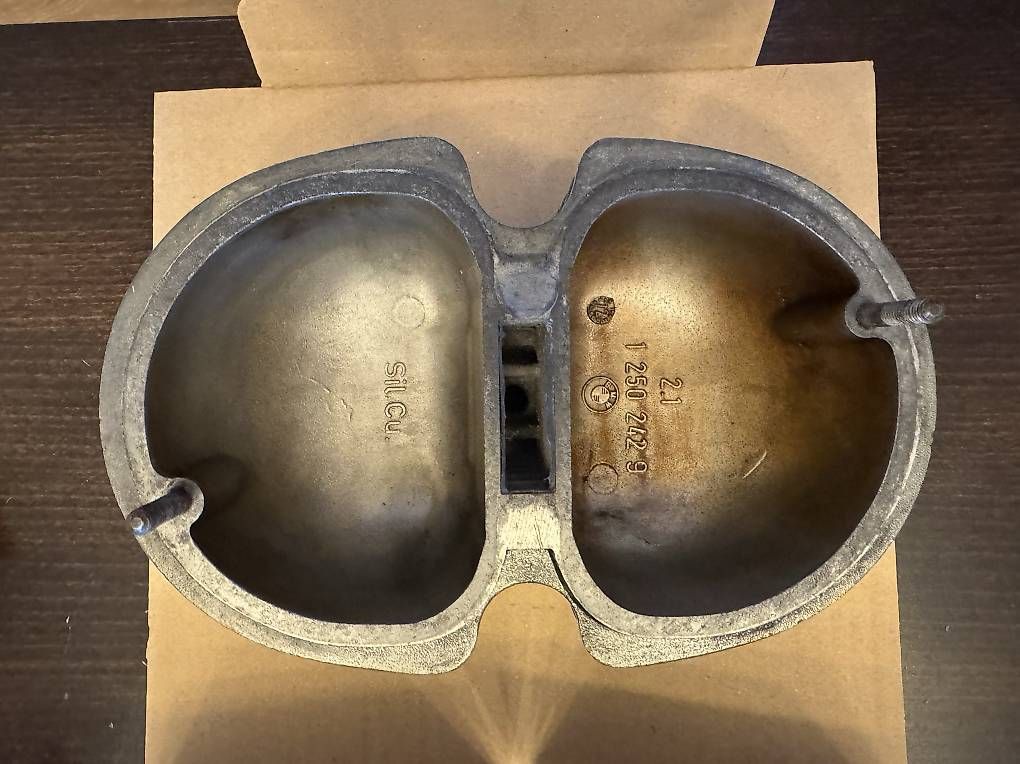 Toutes les pièces auto: BMW Ventildeckel – D'occasion à Bellikon par hundred 1