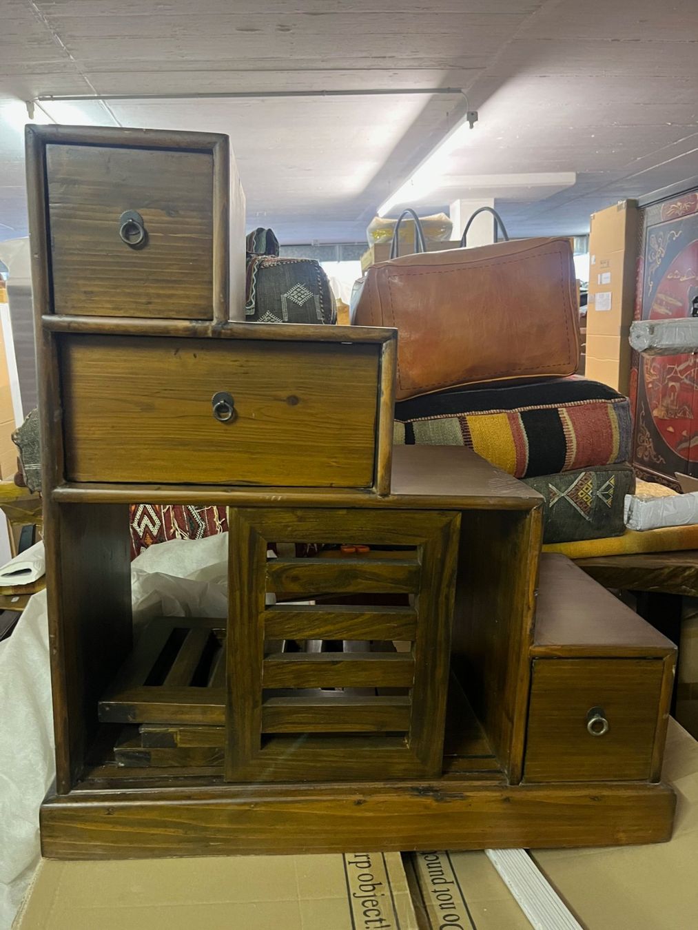 Cassettiere: Treppenschrank aus Holz | LIQUIDATIONSVERKAUF – Nuovo (secondo la descrizione) da Alpnachstad venduto da ann_9vpm