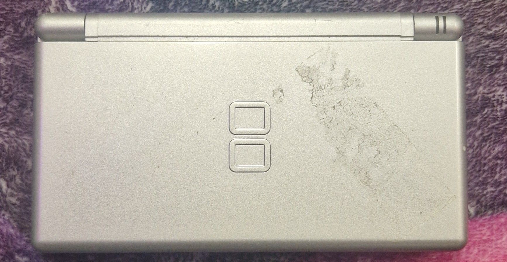 Nintendo Console: Nintendo DS Lite argenté - bon état – Usato da Villars-sur-Glâne venduto da MrLobTec