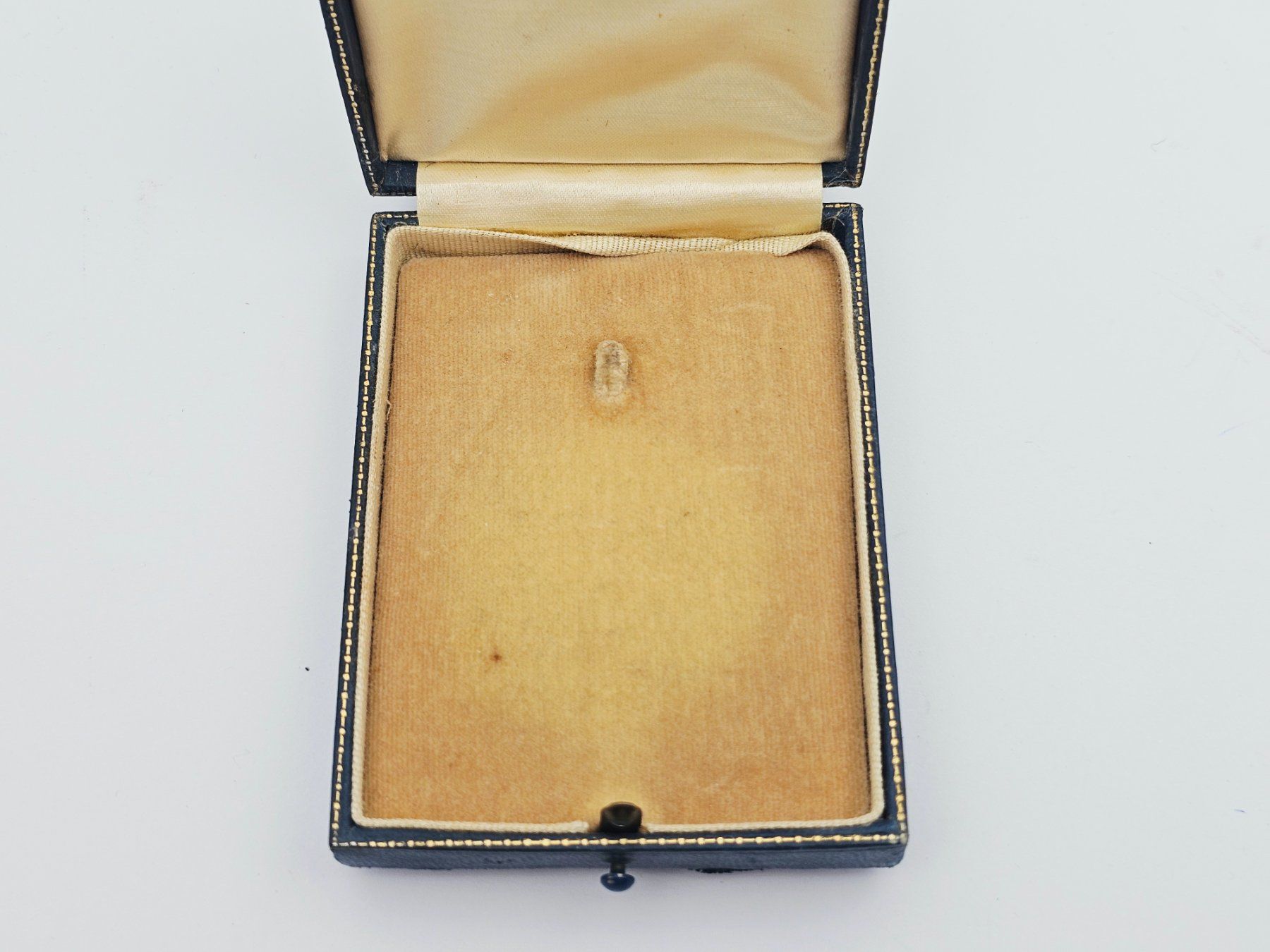 Omega Scatole porta orologi: Omega Taschenuhr Box Uhrenbox – Usato da Bassersdorf venduto da AnkerWatch 4