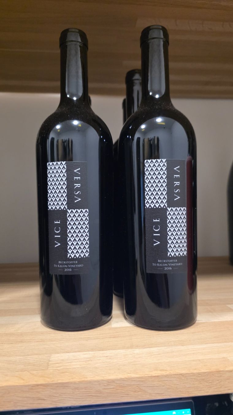 Vino: Vice Versa Beckstoffer To Kalon Vineyard 2016 - 75cl – Nuovo e nell'imballaggio originale da Steinmaur venduto da Mediascan
