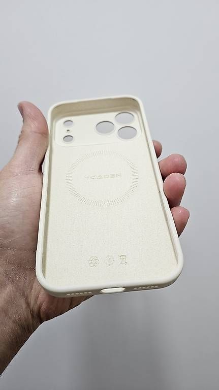 Cover & Protezioni schermo: Coque pour iPhone 17 Pro Max – Nuovo e nell'imballaggio originale da Martigny venduto da IB_Store 2
