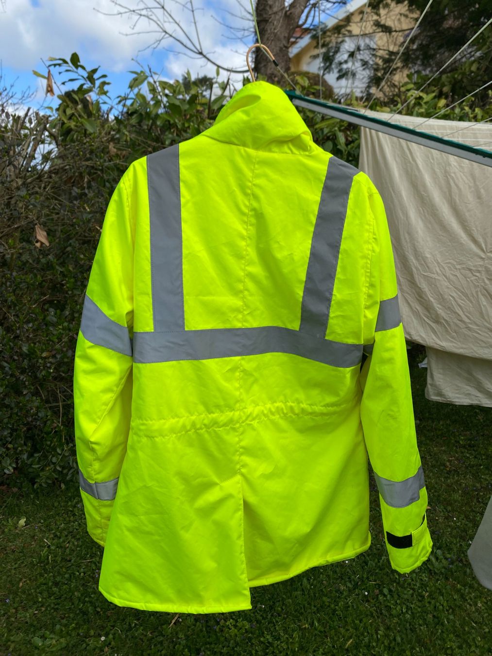 Jacken: Leuchtjacke zum reiten – Gebraucht aus Estavayer-le-Lac von nuschinc 3