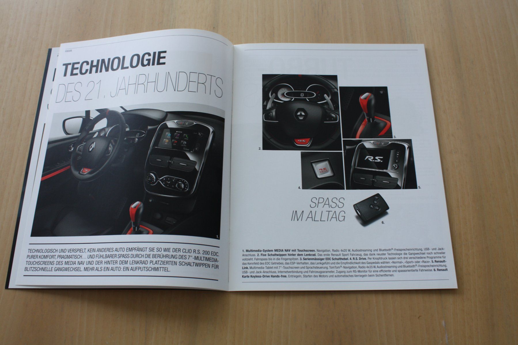 Renault Documenti: Renault Clio R.S. 200 EDC Prospekt 2/2014 – Usato da Wikon venduto da erwin400 3