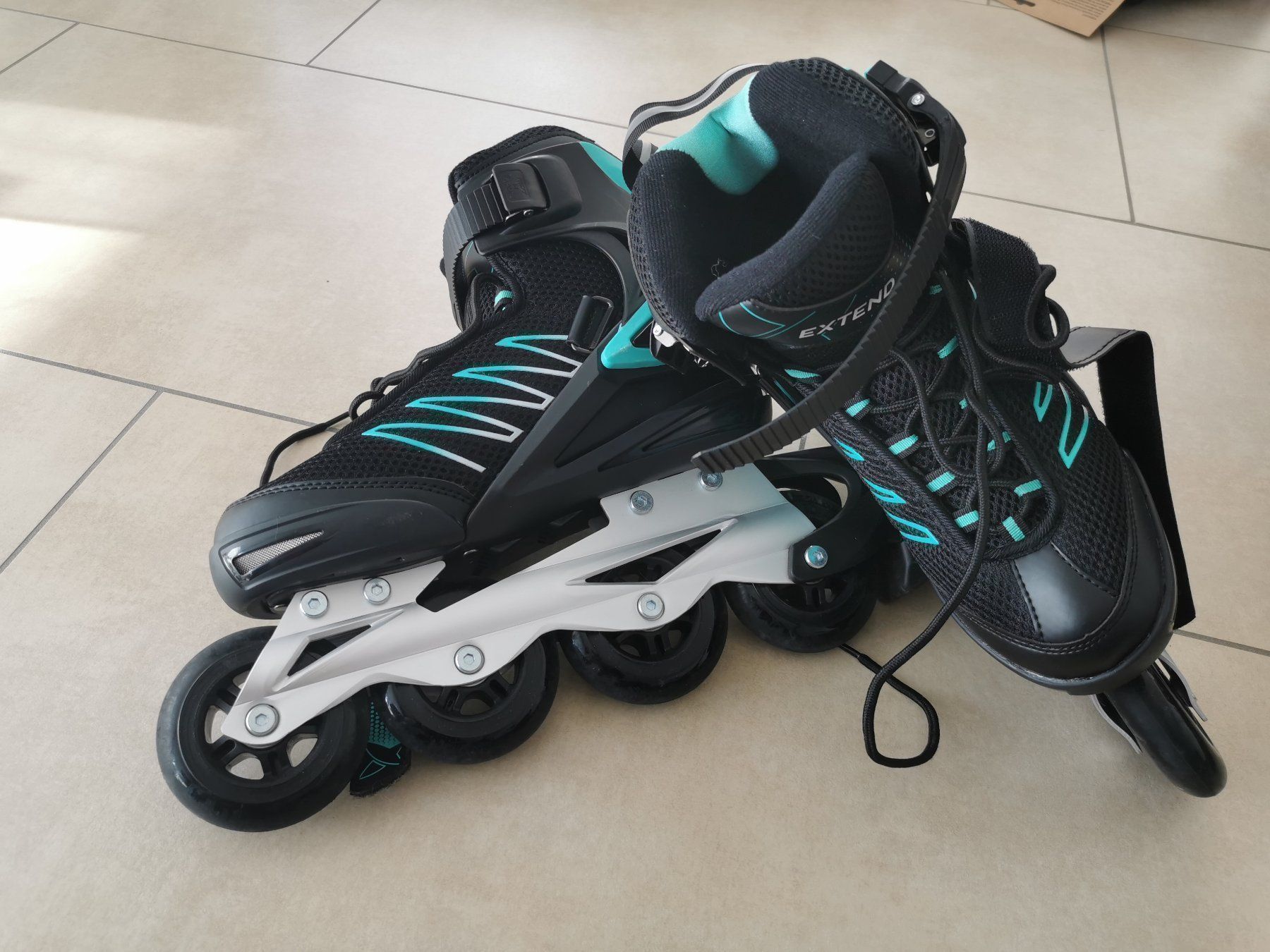 Pattini in linea & Pattini a rotelle: Damen Inlineskates Grösse 39 – Usato da Rickenbach b. Wil venduto da VeryLovelyThings 4