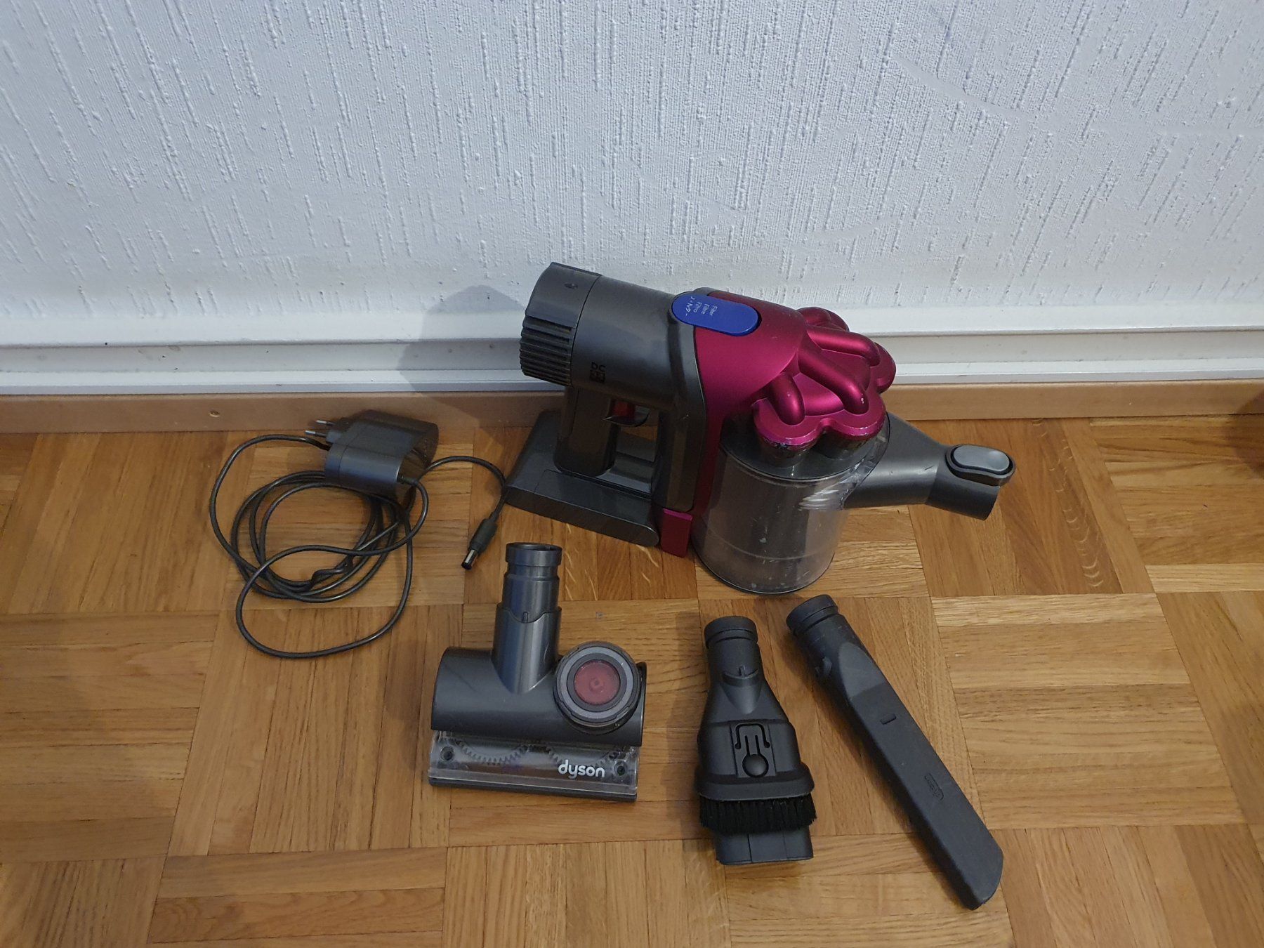 Dyson Aspirapolveri & Accessori: Ancien modèle Dyson DC34 batterie à remplacer – Usato da Prilly venduto da RoDyRe 2