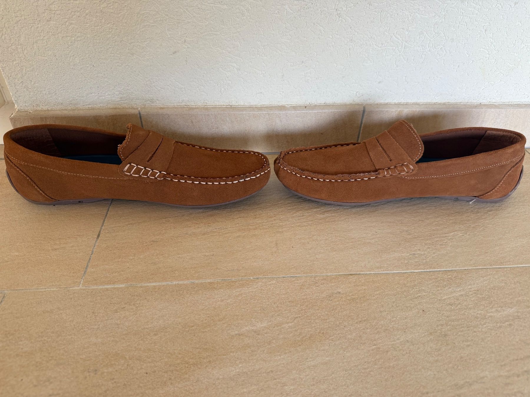 Herrenschuhe: Mocassins en daim, brun, p. 44 – Neu (gemäss Beschreibung) aus St-Gingolph von GoldenKeys 3