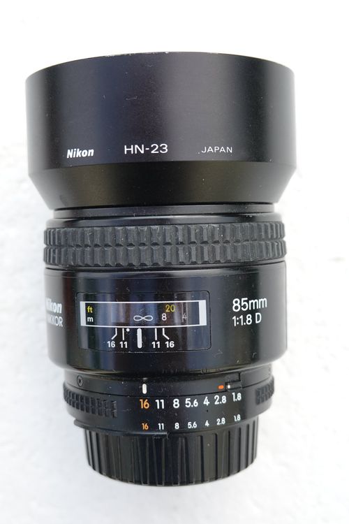 TELEOBJECTIF NIKON AF 85MM /1,8 D