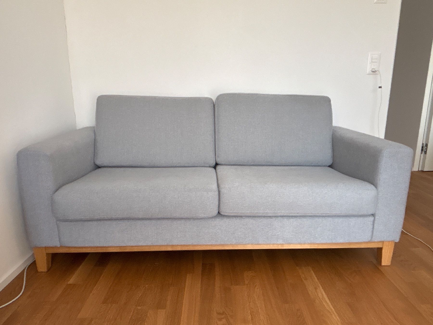 Divani: Sofa (JSYK) – Usato da Winterthur venduto da DiogoBC96