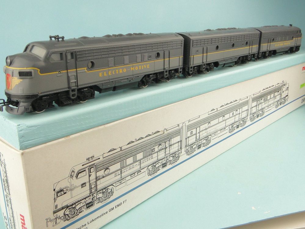 GM EMD F7 Prototyp Electro-Motive ZWEITEILIG äh Märklin 3349 (Neu und