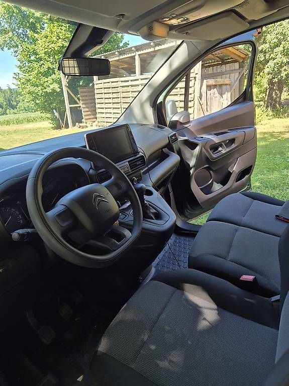 Citroën Nutzfahrzeuge: Citroën Berlingo 1.2i STT – Gebraucht aus Rapperswil BE von Cooper1275 4
