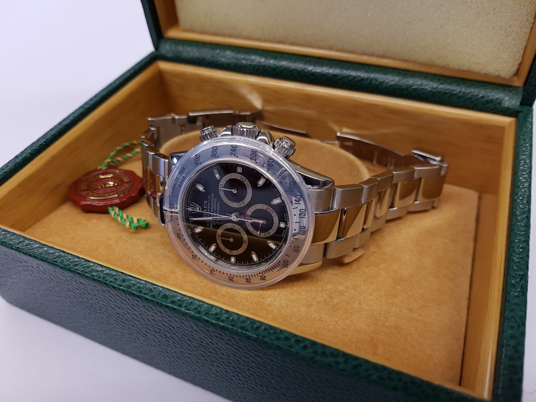 Rolex Orologi: Rolex Cosmograph Daytona - 116520 – Nuovo (secondo la descrizione) da Burgdorf venduto da Moonwalker 1