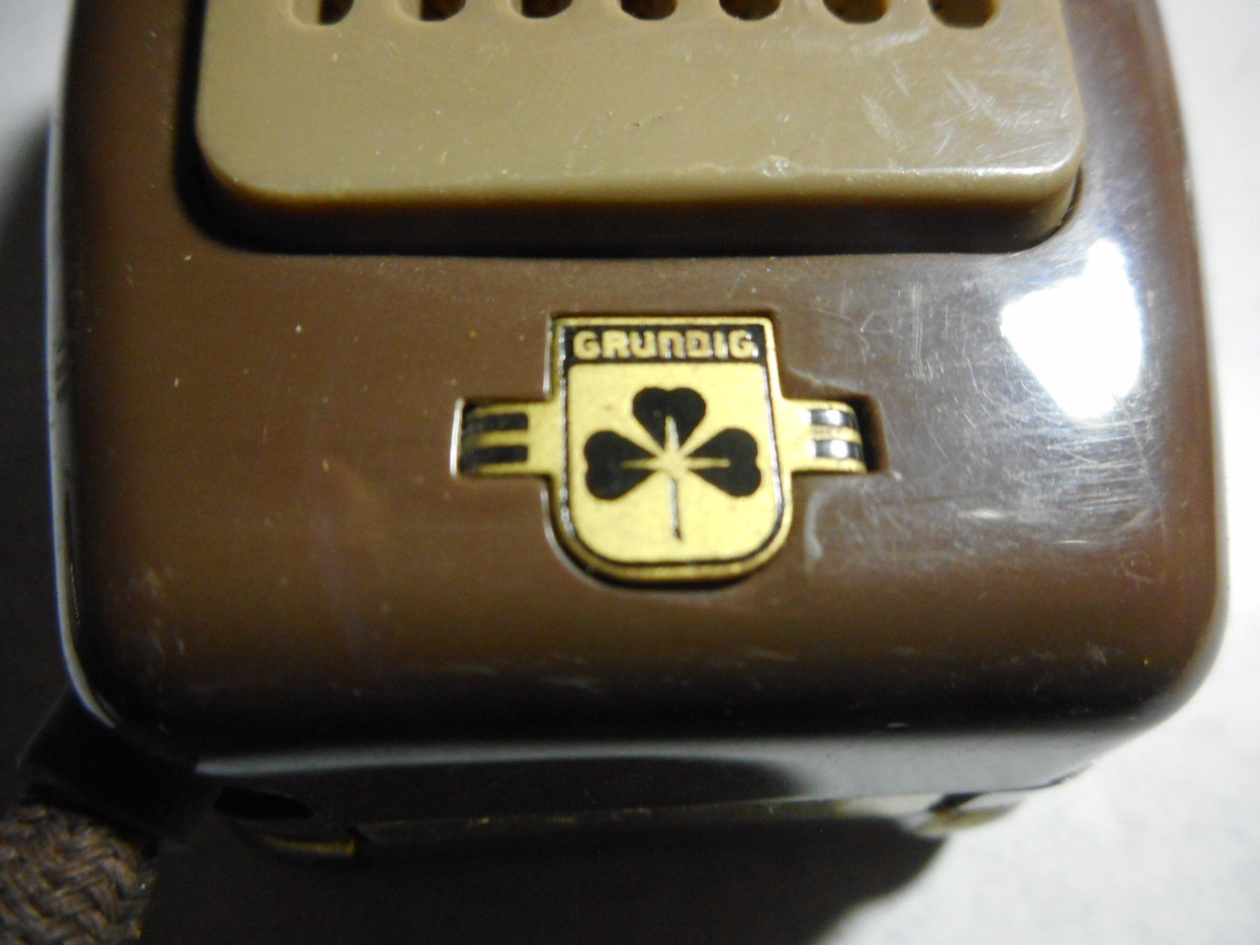 Grundig Microfoni: altes Grundig Tisch - Microfon – Usato da Rotkreuz venduto da hupfu69 5