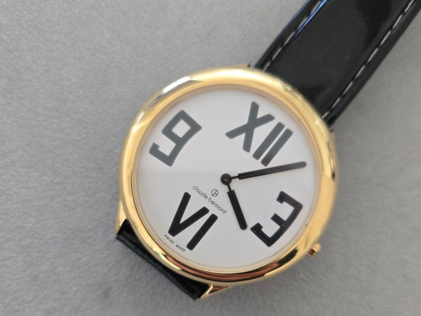 Montres: Claude Bernard Quartzuhr – D'occasion à Chabrey par Horology