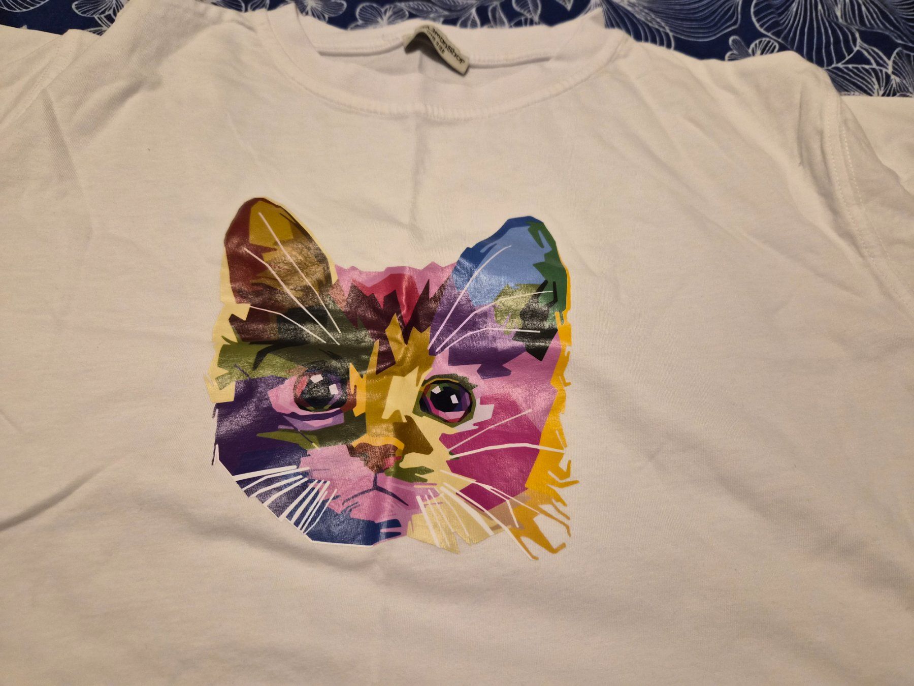 T-Shirts: T-shirt – Neu (gemäss Beschreibung) aus Dietikon von Eleda 1