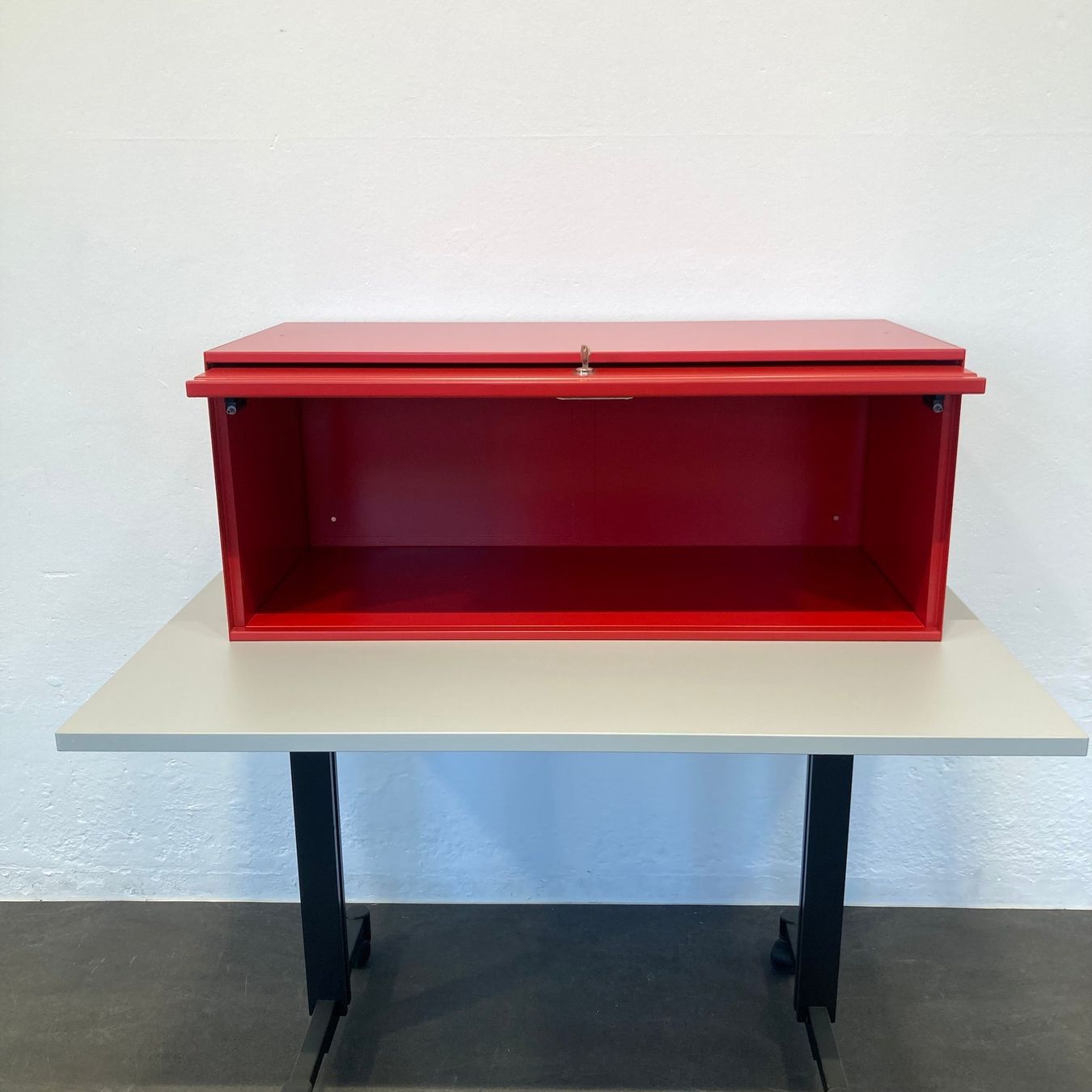 Lista Schränke: Lista Office LO Locker Modul Dunkelrot mit Schlüssel – Gebraucht aus Schönenwerd von mcofficeshop 1
