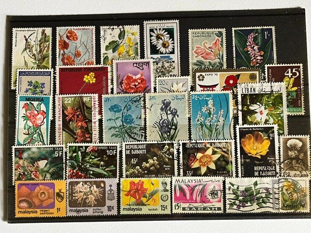 Tutti i francobolli: 30 timbres différents thématique fleur n°5 – Usato da Satigny venduto da buc_d7s5