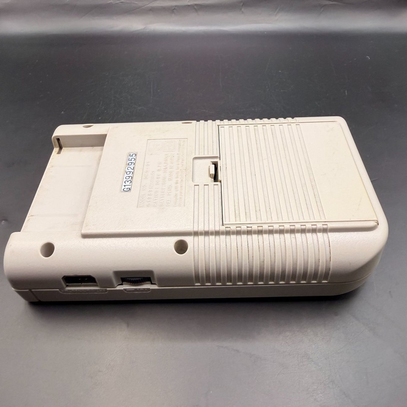Nintendo Konsolen: Nintendo Game Boy Classic DMG-01 – Defekt aus Düdingen von Nerdworld 9
